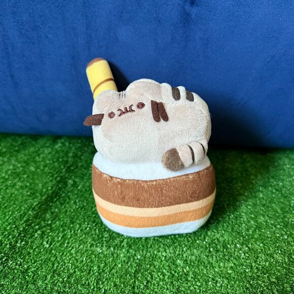 Kawaii Pusheen Affogato Plush 6" Coffee Cat CultureFly Box Exclusive Spin Master - Picture 1 of 11